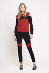blusa bouclê bicolor decote canoa