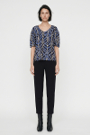 blusa jersey estampa arcos manga ampla