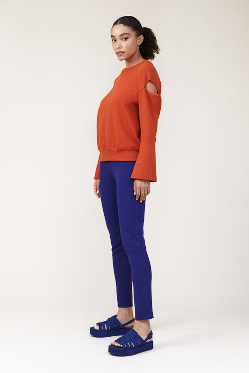 Fit — Blusa Bouclê Abertura Nas Mangas