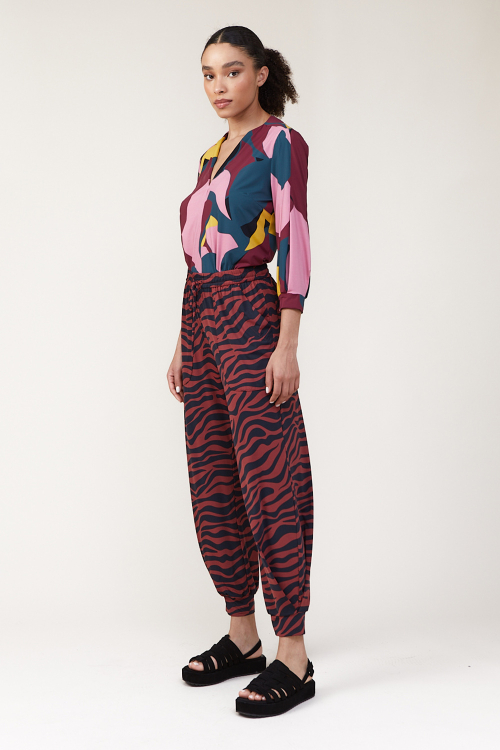 Fit — Calça Jersey Zebra Com Pregas