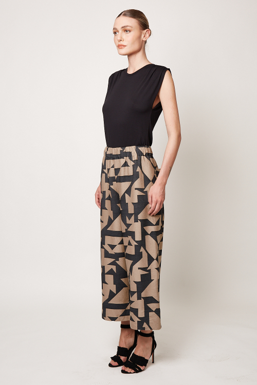 Fit — Calça Jacquard Gráfico Pantacourt