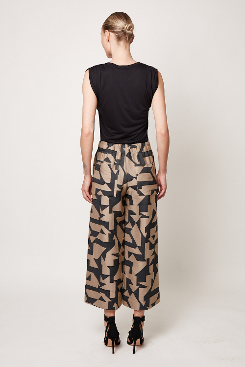 Fit — Calça Jacquard Gráfico Pantacourt