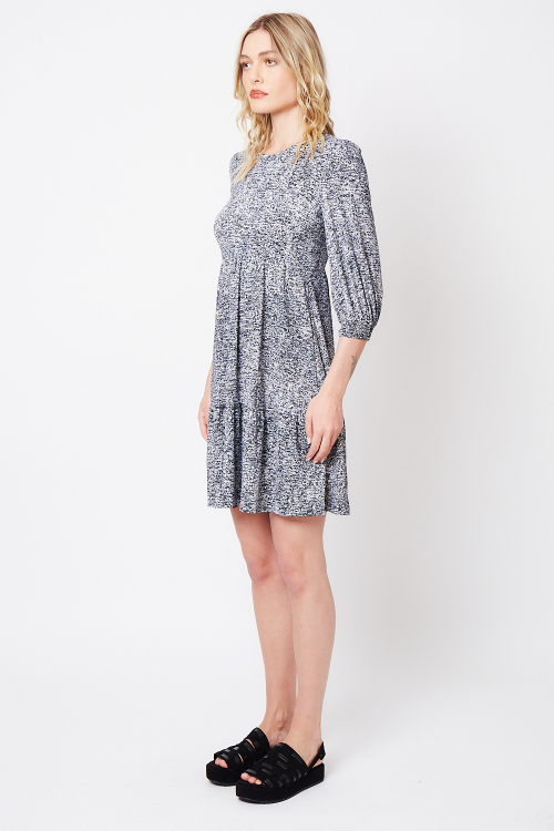 Fit — Vestido Jersey Textura Camadas Curto