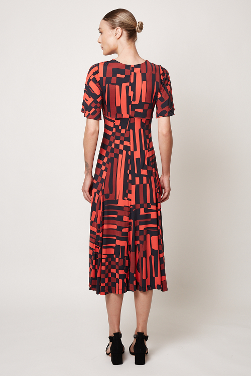 Fit — Vestido Jersey Labirinto Com Nesgas