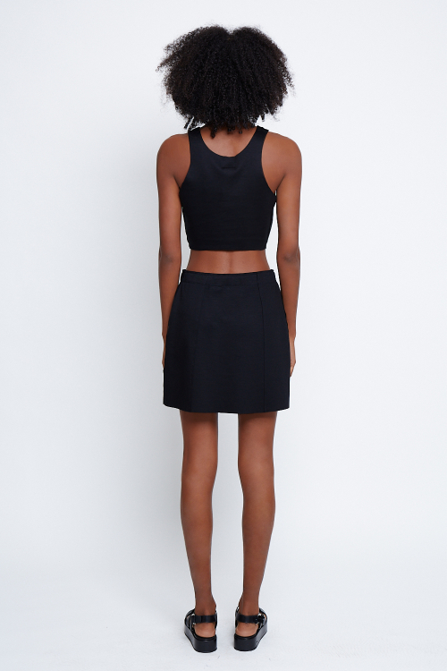Fit — Blusa Malha Dupla Leve Cropped