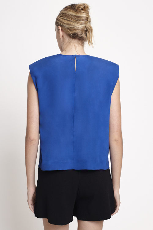 Fit — Blusa Seda Regata Com Ombreiras
