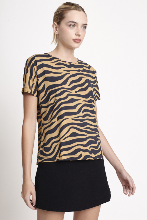 Fit — Blusa Jersey Zebra Com Manga Curta
