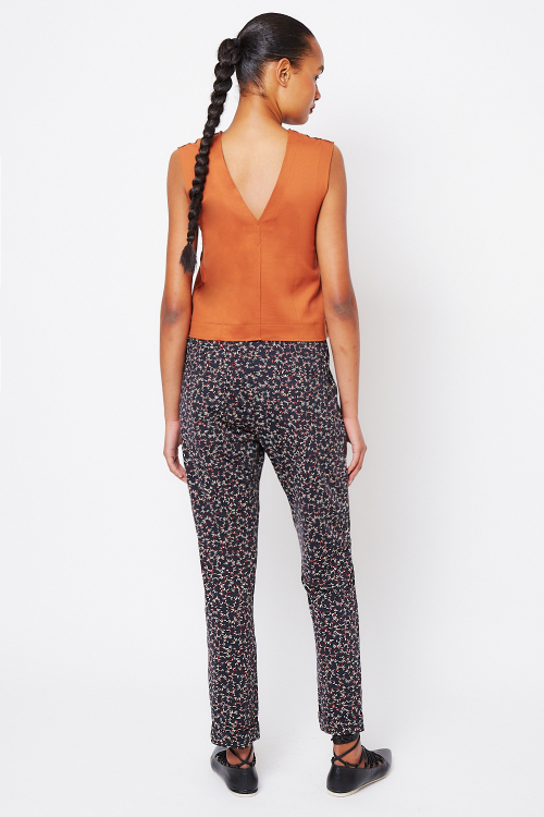 Fit — Blusa Duplo Leve Decote V Costas