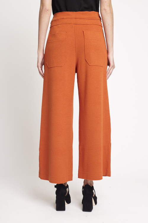 Fit — Calça Bouclê Ampla