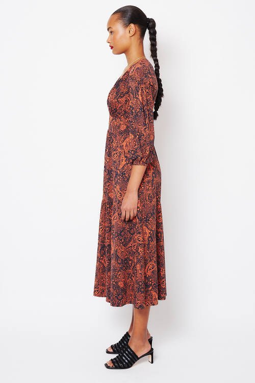 Fit — Vestido Jersey Estampa Caxemira Detalhe Ombro