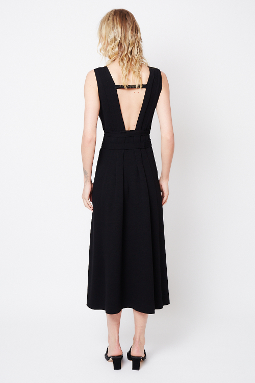 Fit — Vestido Bouclê Entrelaçado Sem Mangas