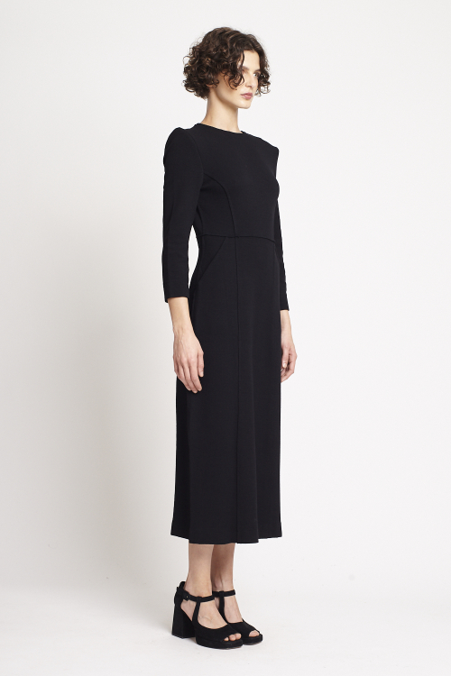 Fit — Vestido Bouclê Costas Abertas