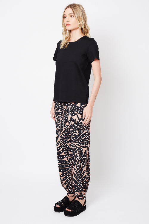 Fit — Calça Jersey Estampa Leque