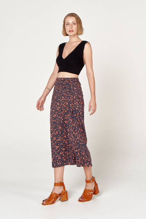 Fit — Blusa Bouclê Cropped Com Pala