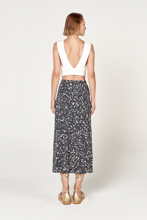 Fit — Blusa Bouclê Cropped Com Pala