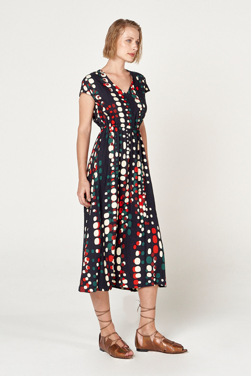 Fit — Vestido Viscose Plana Leve Est Semente Macro Decote V