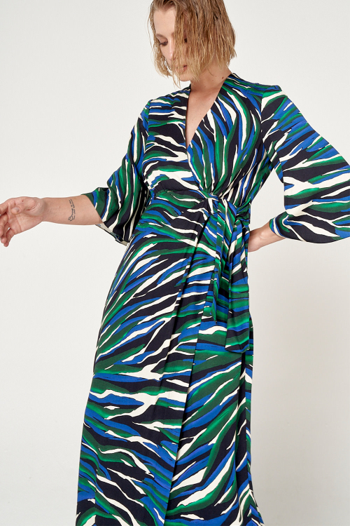 Fit — Vestido Viscose Plana Leve Estampa Maré Cachecouer