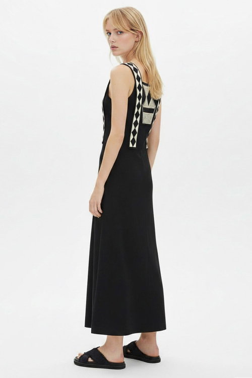 Fit — Vestido Malha Dupla Leve Silk Grafismo De Palha