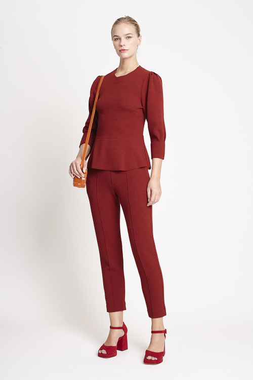 Fit — Calça Bouclê Ajustada
