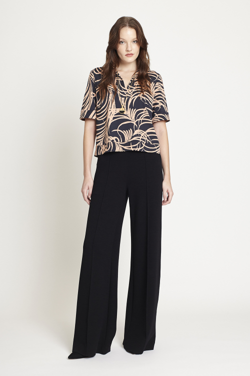 blusa jersey plumas quadradinha com gola