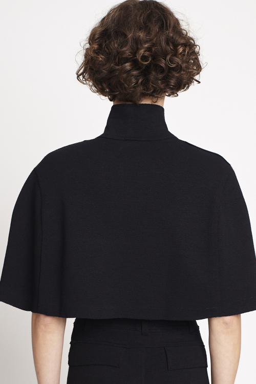 Fit — Blusa Bouclê Cropped