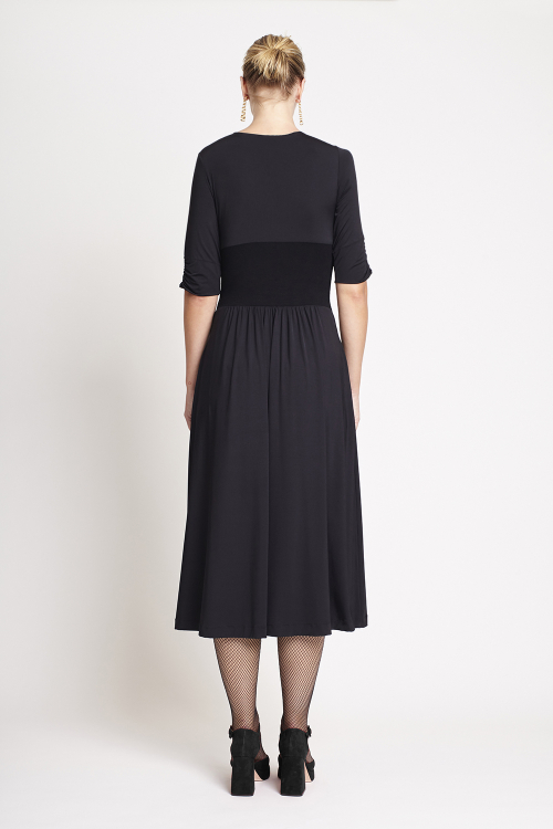 Fit — Vestido New Jersey Com Bouclê
