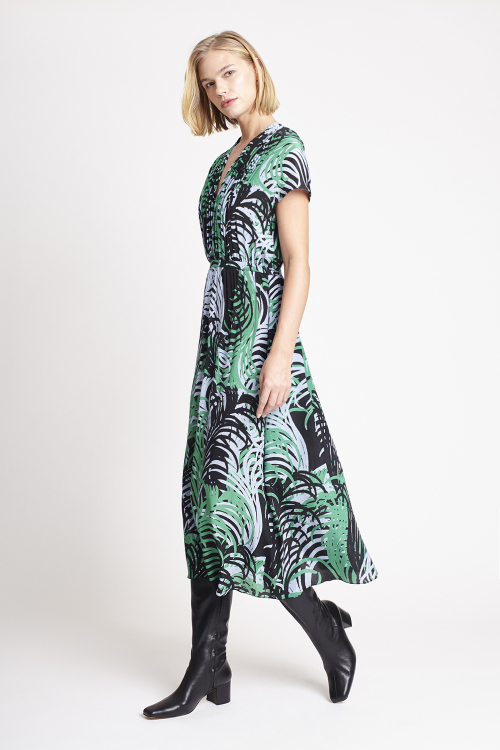 Fit — Vestido Seda Estampa Plumas Coloridas