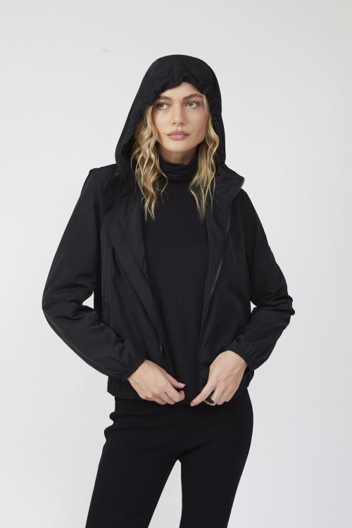 Fit — Jaqueta Nylon Com Capuz