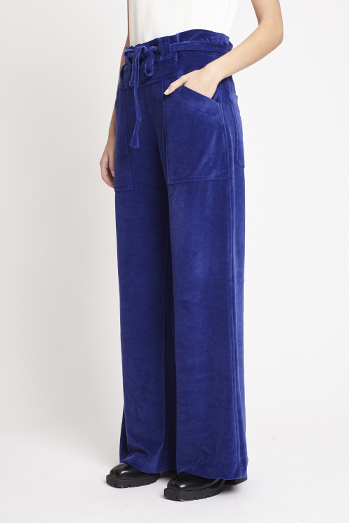 Fit — Calça Plush Pantalona