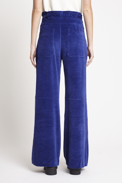 Fit — Calça Plush Pantalona