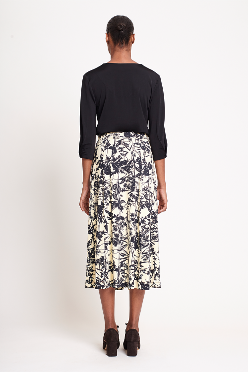 Fit — Saia Jersey Flor Do Campo