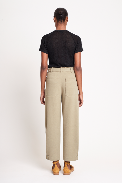 Fit — Calça Malha Dupla Bouclê