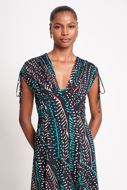 Fit — Vestido Jersey Estampa Penas