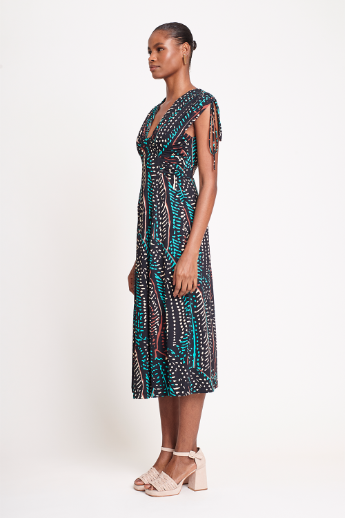 Fit — Vestido Jersey Estampa Penas
