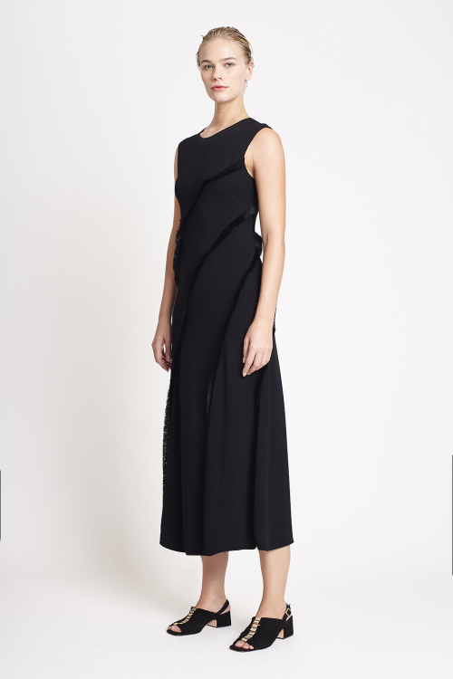 Fit — Vestido Bouclê