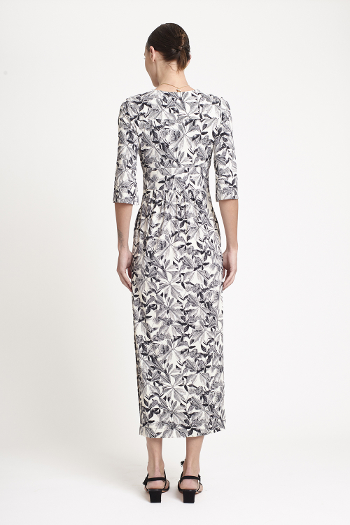 Fit — Vestido Jersey Reto Estampa Jardim