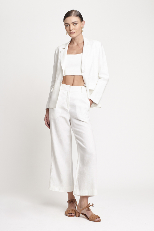 Fit — Blazer Linho Encorpado Acinturado