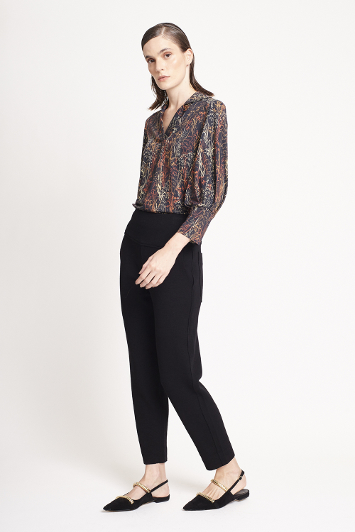 Fit — Blusa Jersey Estampa Bambu Decote V