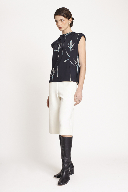 Fit — Blusa Jersey Est Flores Macro