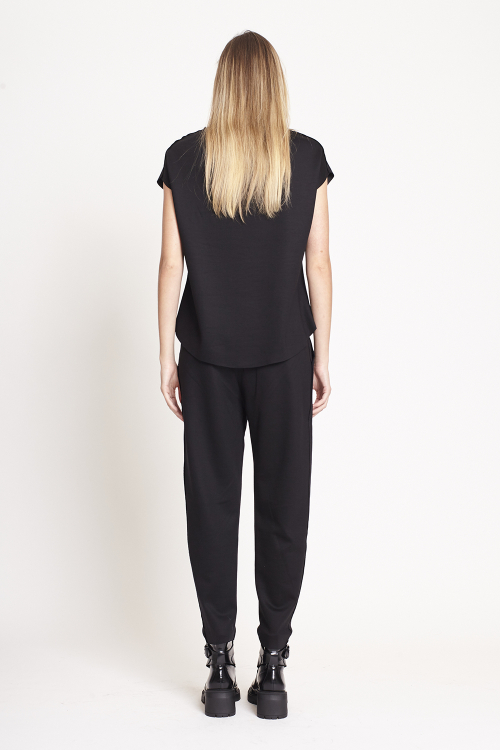 Fit — Blusa Malha Dupla Leve