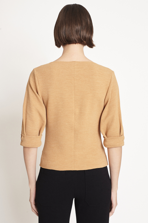 Fit — Blusa Bouclê Barra Virada