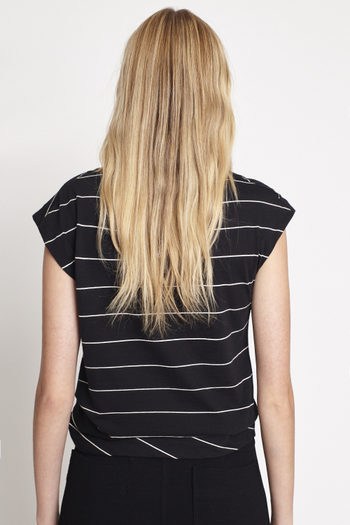 Fit — Blusa Malha Listrada