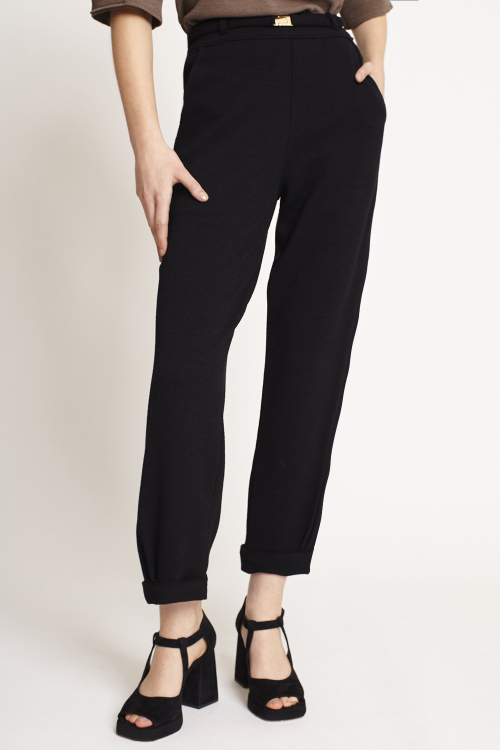 Fit — Calça Bouclê Com Cinto Estreito