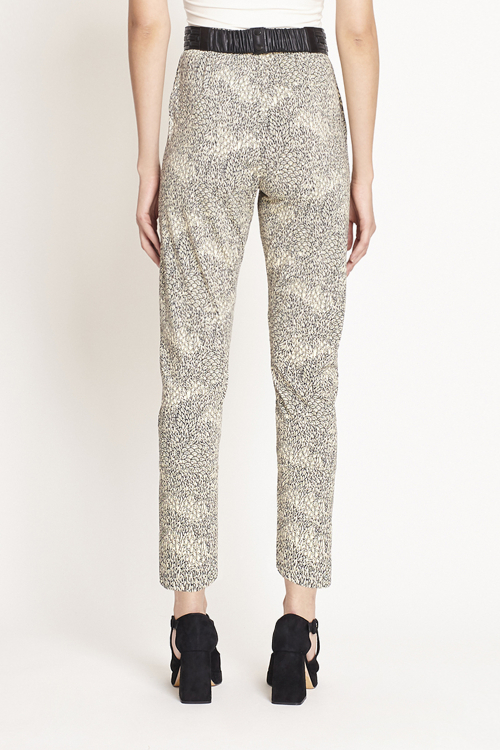 Fit — Calça Jersey Estampa Gramado