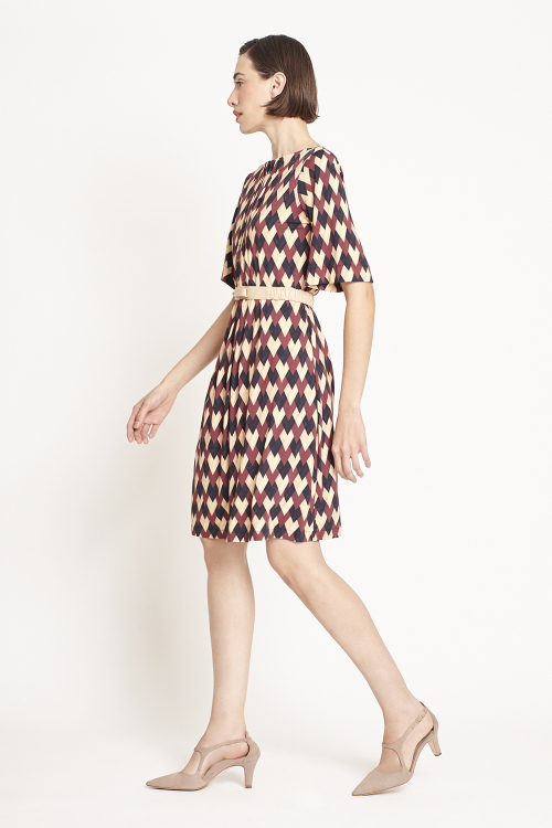 Fit — Vestido Jersey Estampa Tressê Pregas Curto