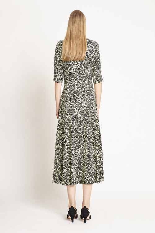 Fit — Vestido Jersey Estampa Renda Nesgas