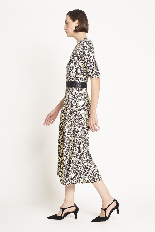 Fit — Vestido Jersey Estampa Renda Nesgas