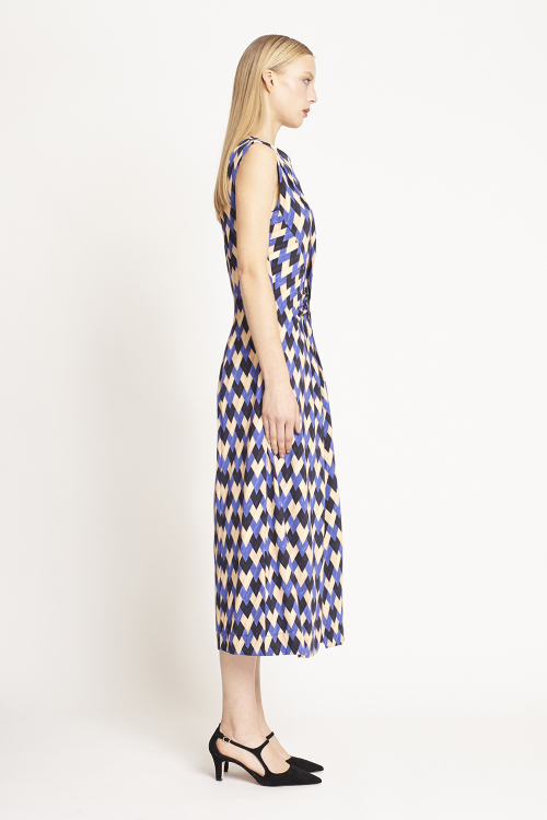 Fit — Vestido Jersey Estampa Tressê