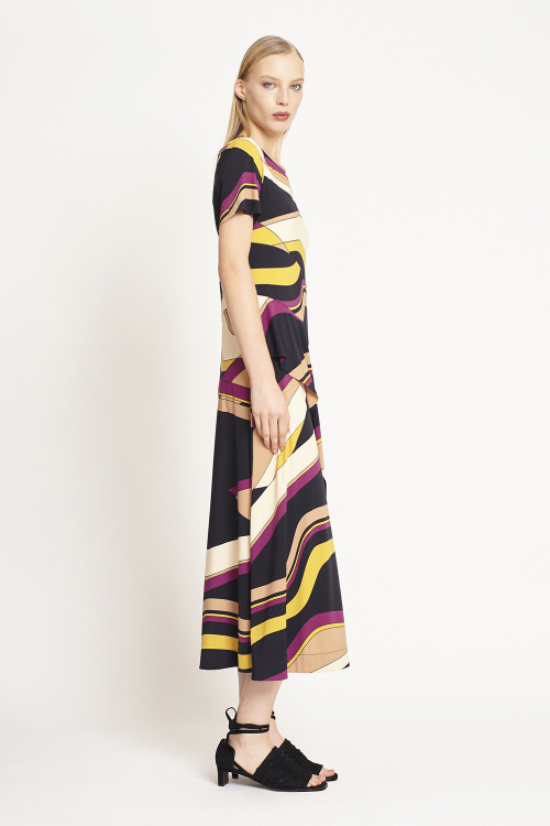 Fit — Vestido Jersey Estampa Ondas Babado