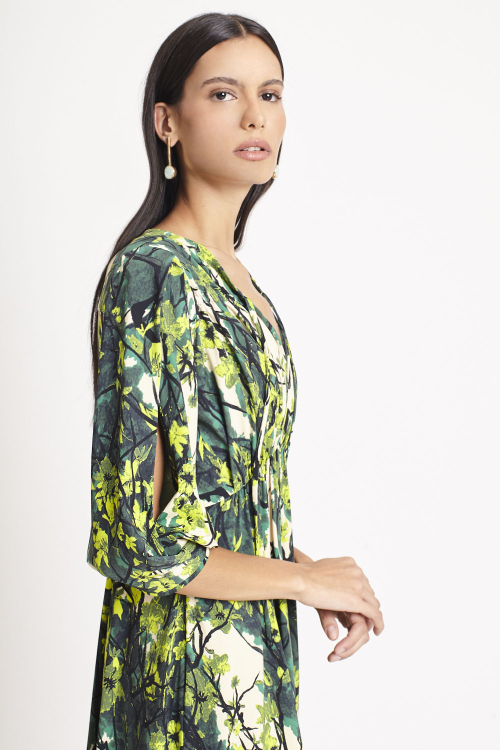 Fit — Vestido Jersey Estampa Jardim Secreto Midi